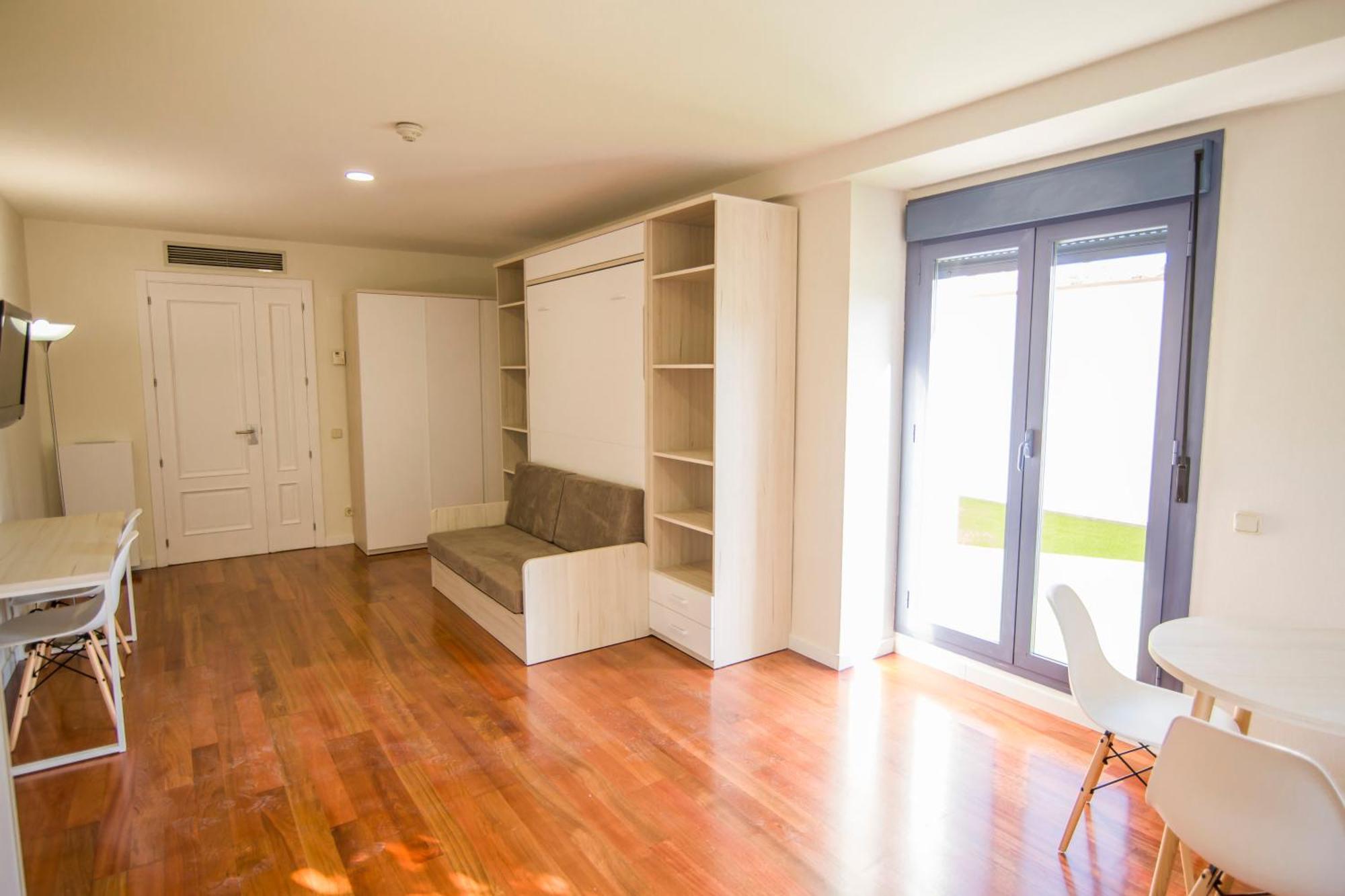 Apartamentos Plaza De Santiago - Estudios Turisticos - 1 Llave Pinto Kültér fotó