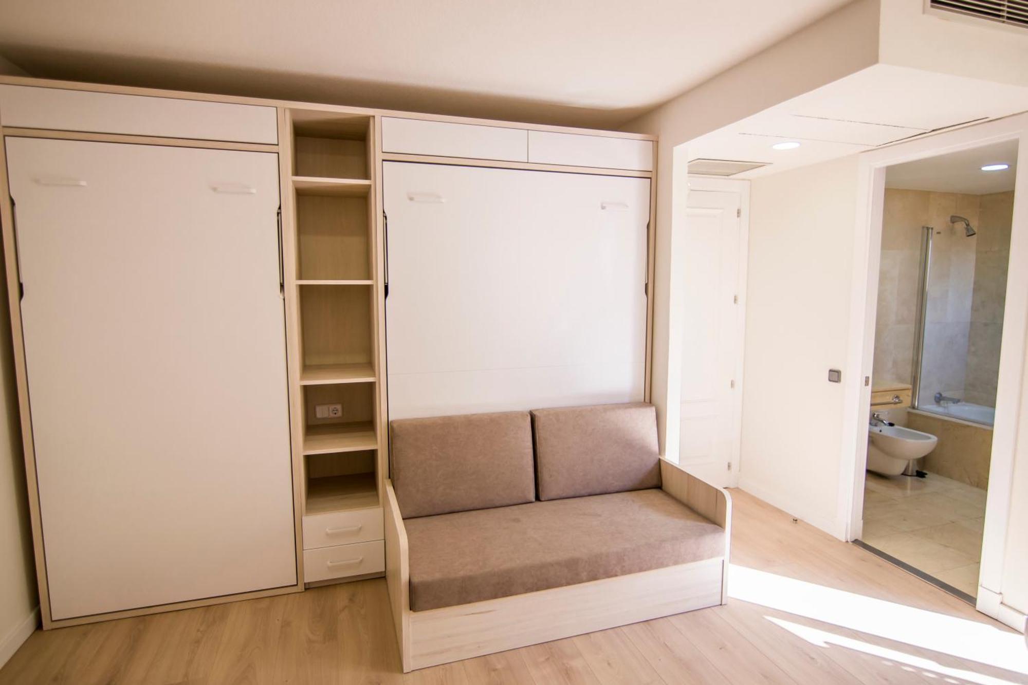 Apartamentos Plaza De Santiago - Estudios Turisticos - 1 Llave Pinto Kültér fotó