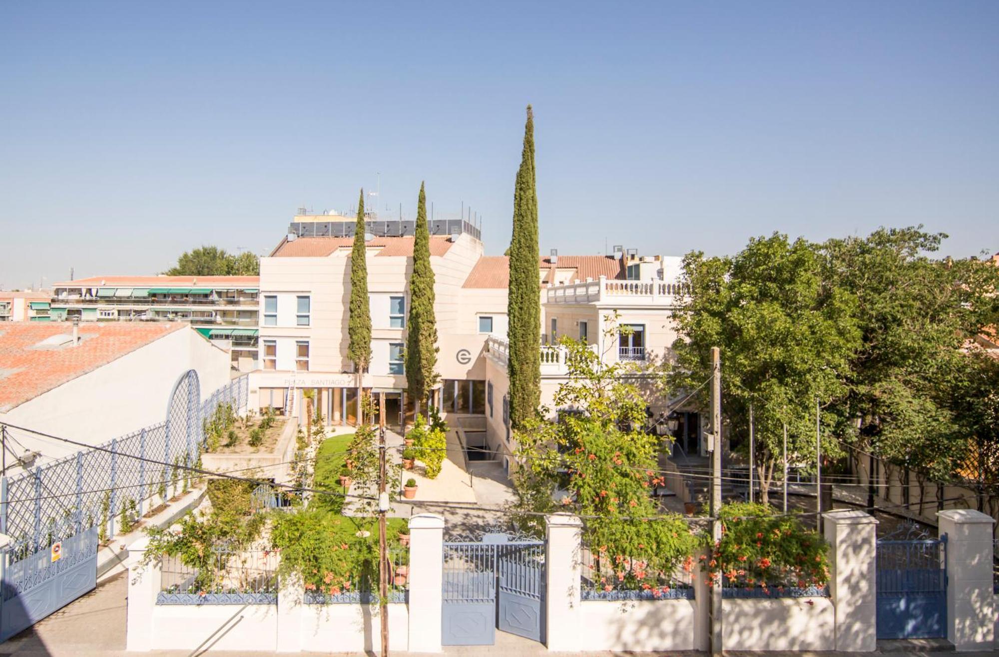 Apartamentos Plaza De Santiago - Estudios Turisticos - 1 Llave Pinto Kültér fotó